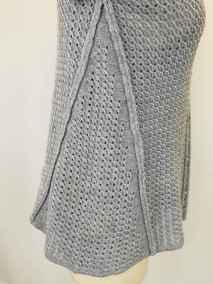 Women Sweater Lady Sweater with Sequin Embroidery