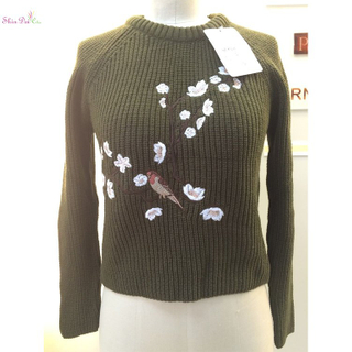 Hot sale lady women's knitted pullover sweater with embroidery