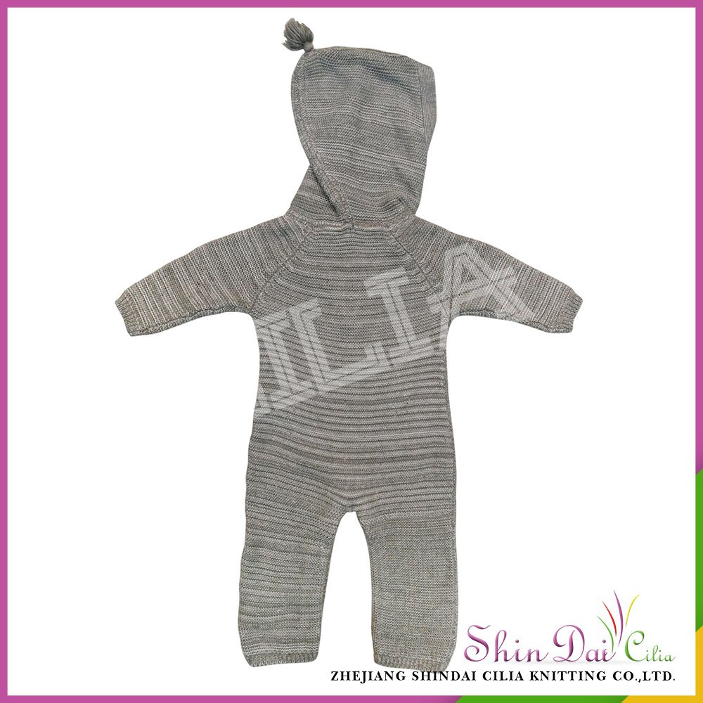 Factory directly wholesale winter fashion baby free knitting pattern suit garment sweater