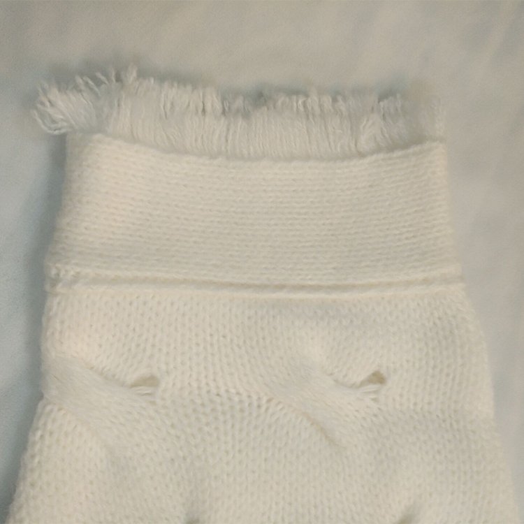 New Arrival Spring Fall Ladies White Fur Sleeve Tassels Hem Knitted Pullover Sweater