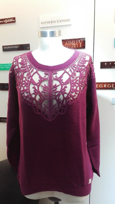Ms hollow-out sweater