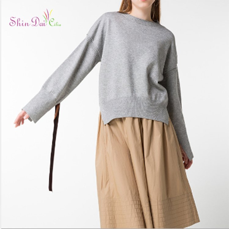 Latest Design Europe Autumn Women Pure Color Cuffs Straps O-Neck Sweater