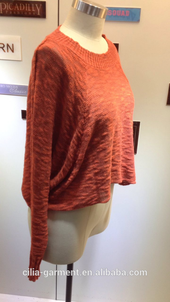 lady knitted sweater with Half-length