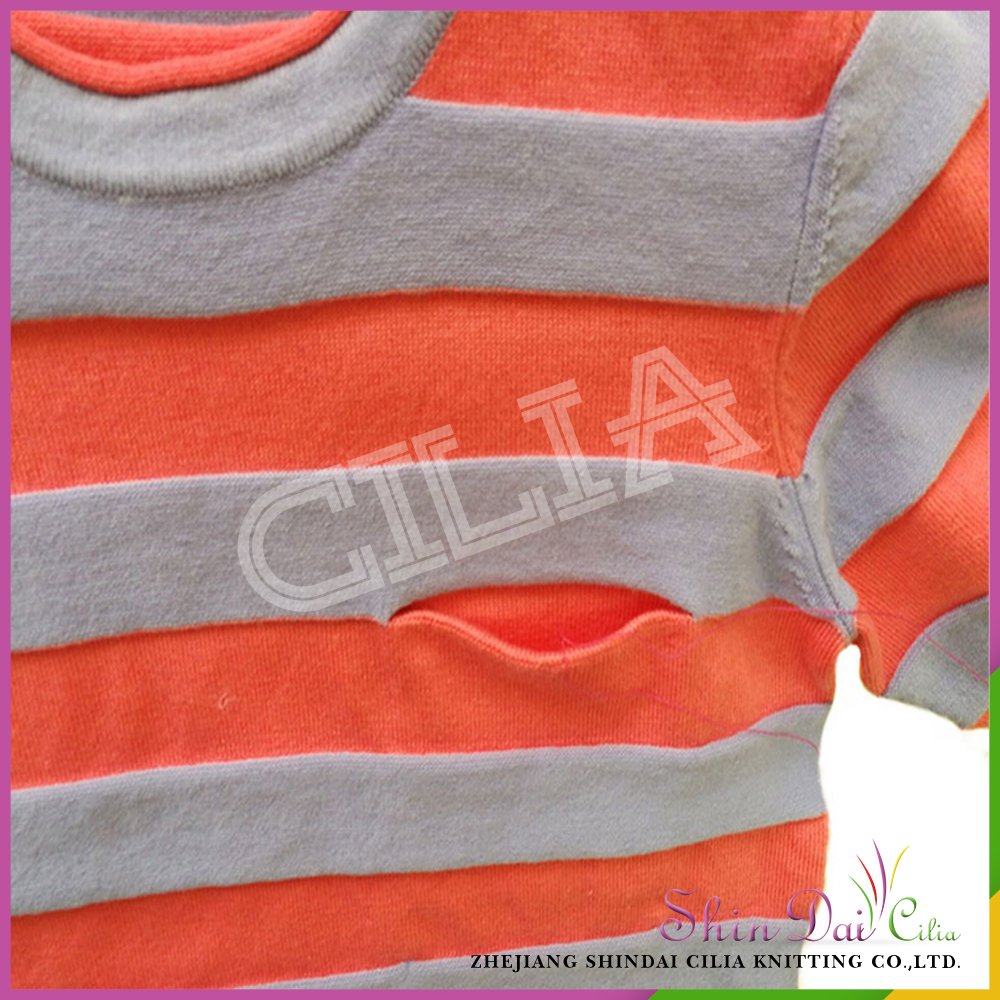 Accept customize design kids private label winter striped warm sweater