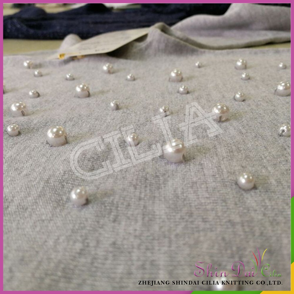 Factory directly provide girl grey fancy winter warm pullover sweater with pearl