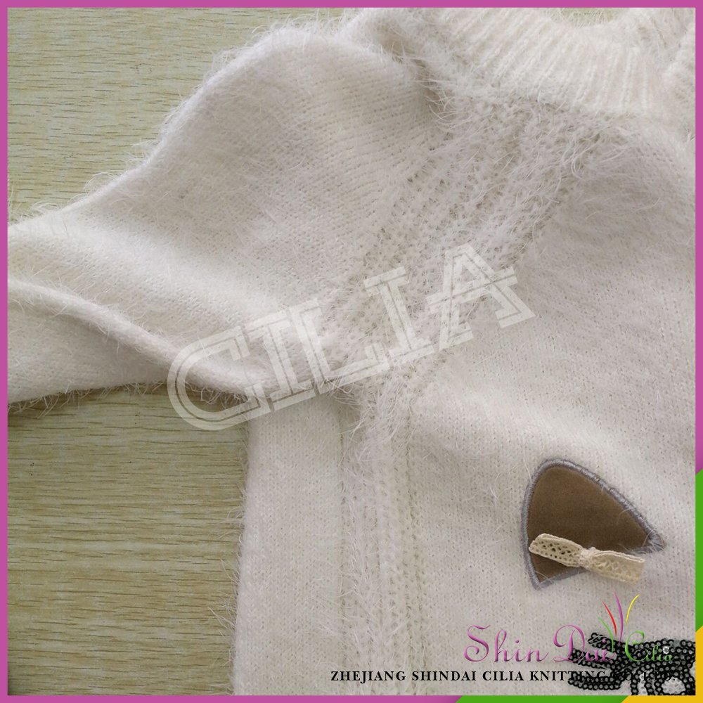 Wholesale high quality girls autumn winter pullover sweater with cartoon embroider