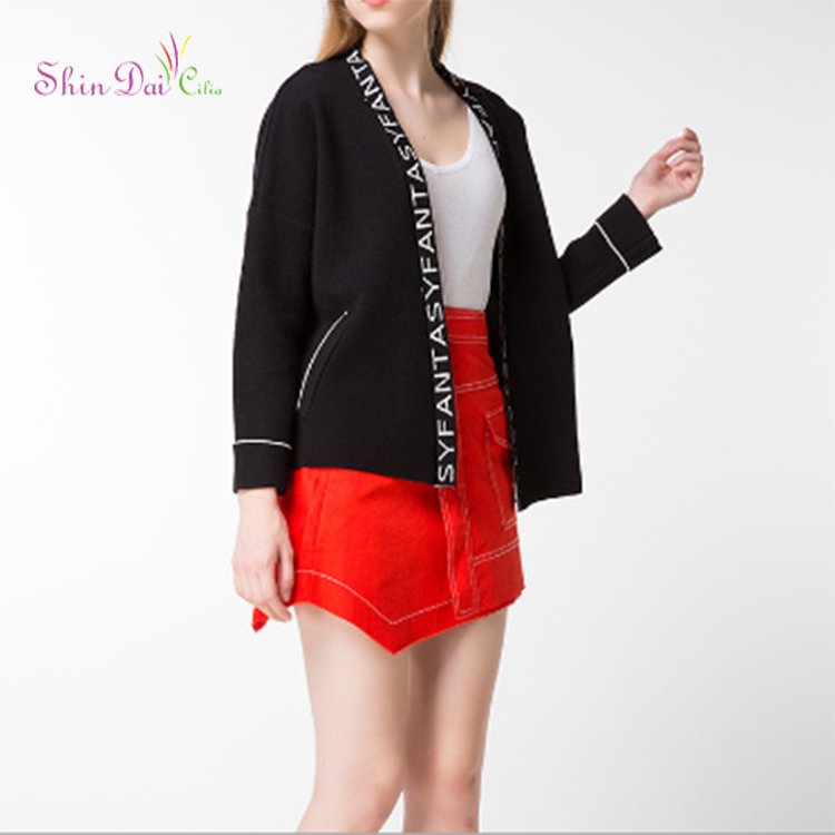 Wholesale Fashion Women Cardigan Sweater Long Cardigan With Alphabet Pattern