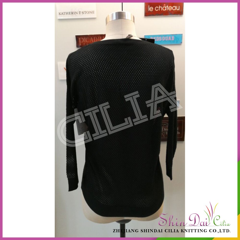 Factory directly wholesale black lady knitted pullover swwater with digital printing