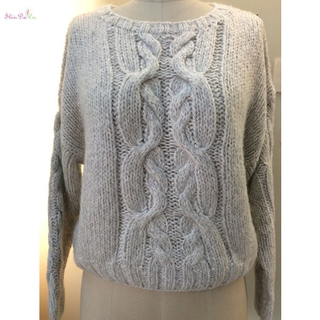 China supplier hot sale heavy cable knit jacquard pullover sweater for lady