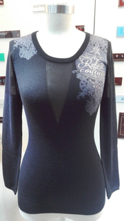 Lady's embroidered sweater with long sleeve