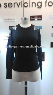 2014 Ladies knitted sweater,pullover with racking pattern