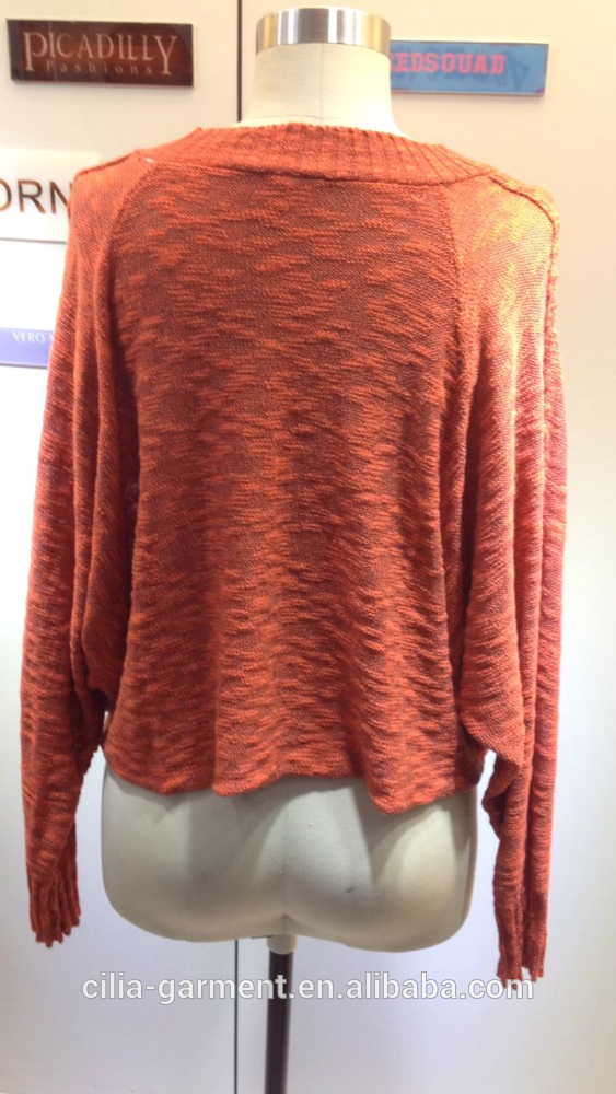 lady knitted sweater with Half-length