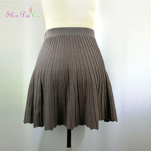 Ladies Dress Hot Sale Fashion Design 100%Viscose A-line Sweater Lady Short Pleated Skirt